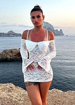 Lea Garfin